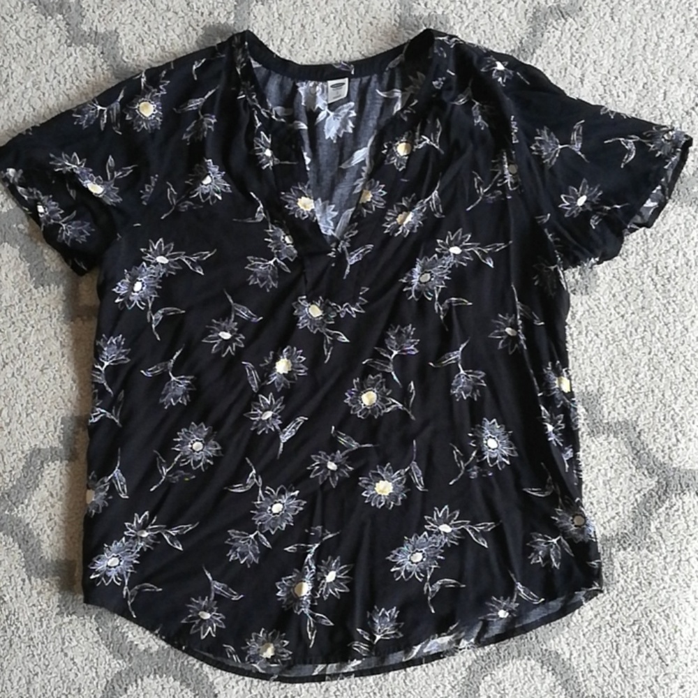 Gap Black Flower Top / Blouse